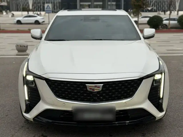 Cadillac CT5 — Фото автомобиля 5