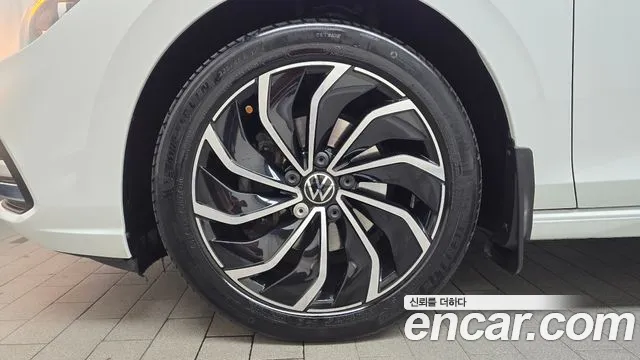 Volkswagen Golf Golf 8 поколение 2.0 TDI Prestige — Фото автомобиля 5