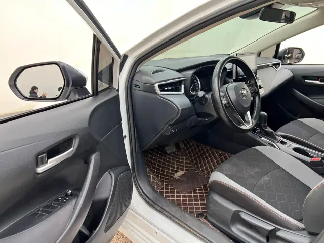 Toyota Corolla — Фото автомобиля 4