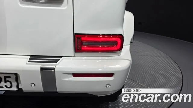Mercedes-Benz G-Class — Фото автомобиля 23