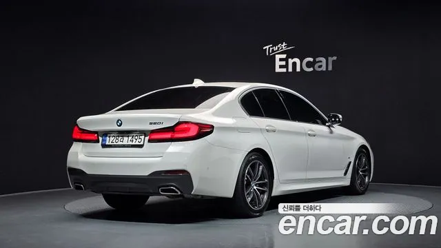 Фотография автомобиля — BMW 5-Series
