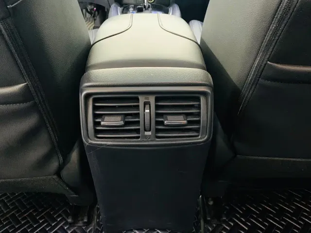 Nissan X-Trail — Фото автомобиля 12