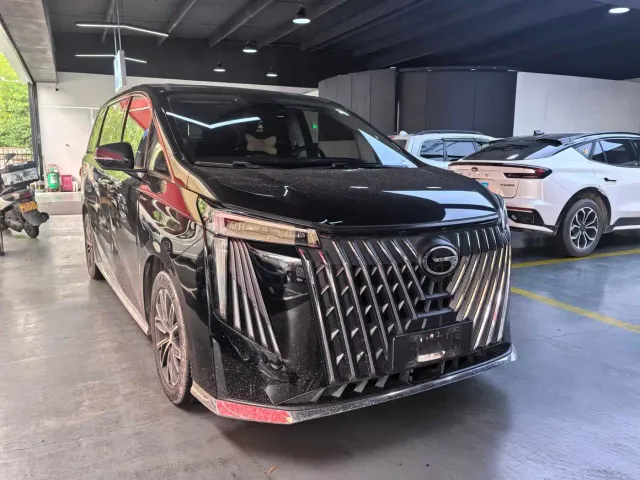 GAC Trumpchi M8 — Фото автомобиля 3