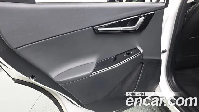 Kia EV6 — Фото автомобиля 22