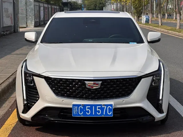 Cadillac CT5 — Фото автомобиля 2