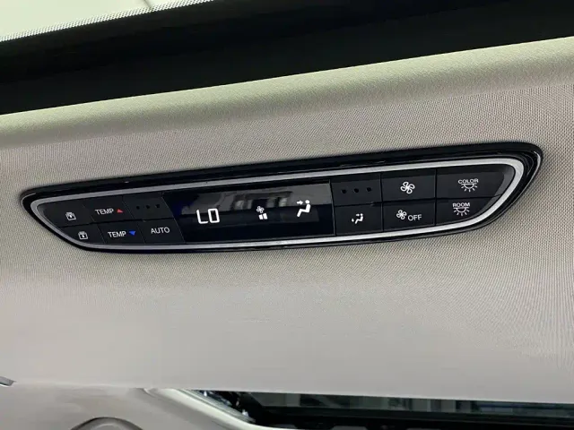 GAC Trumpchi M8 — Фото автомобиля 27