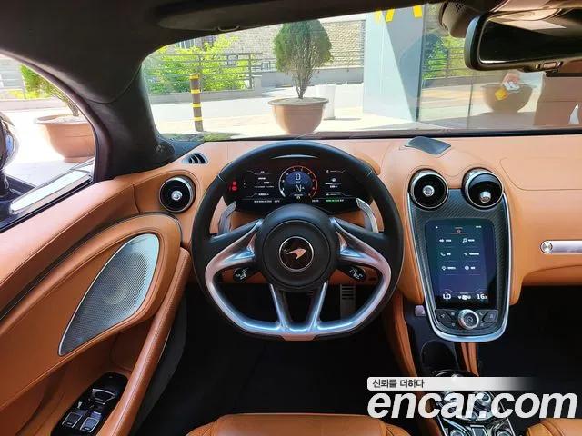 Mclaren GT — Фото автомобиля 8