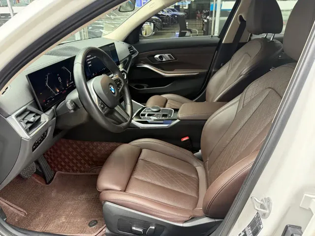 BMW 3 Series — Фото автомобиля 4