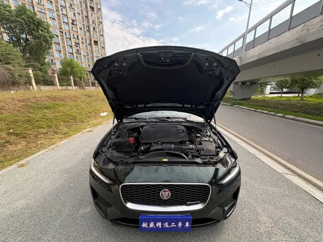 Jaguar XEL — Фото автомобиля 22