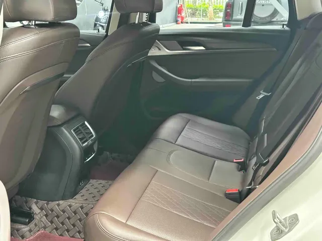 BMW X3 — Фото автомобиля 17