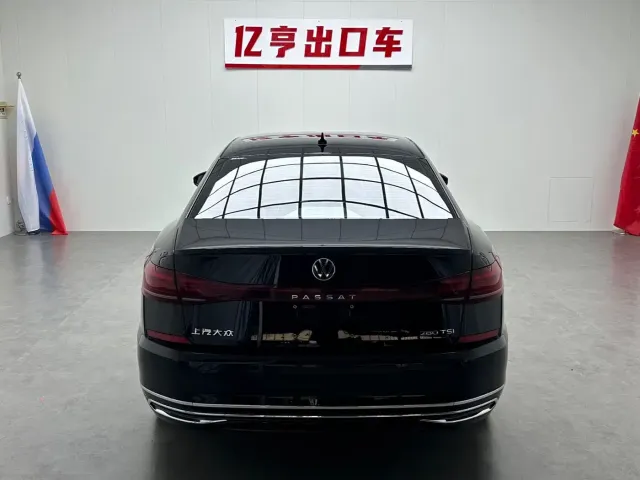 Volkswagen Passat — Фото автомобиля 21