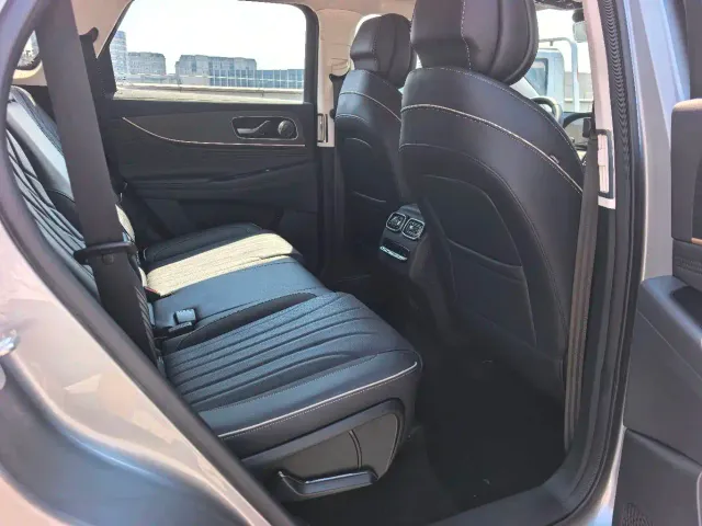 Chery Tiggo 9 — Фото автомобиля 10