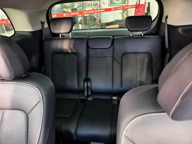 GAC Trumpchi M8 — Фото автомобиля 5