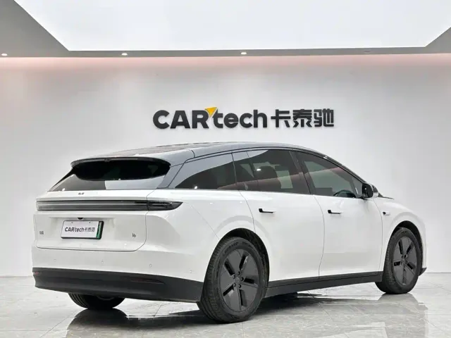 Li Auto i6 — Фото автомобиля 5
