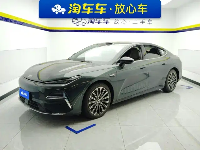 Фотография автомобиля — Geely Galaxy Xingyao 8