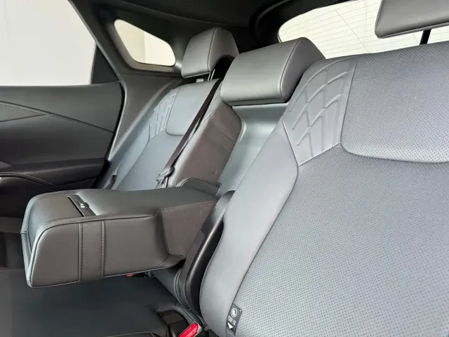 Lexus RX — Фото автомобиля 7
