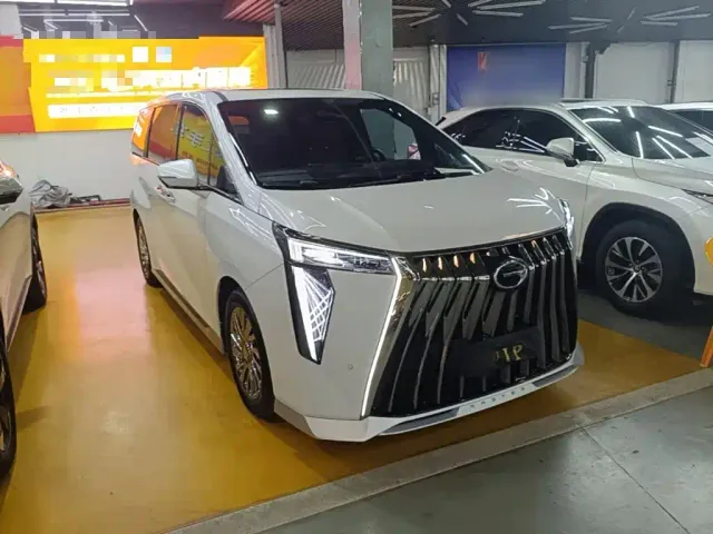 GAC Trumpchi M8 — Фото автомобиля 3