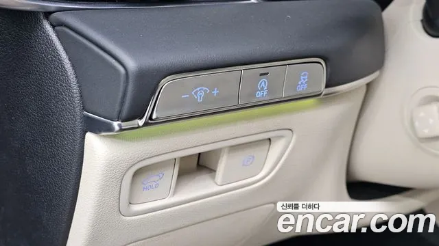 Genesis GV80 — Фото автомобиля 30