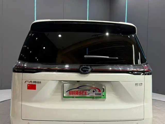 GAC Trumpchi E8 — Фото автомобиля 7