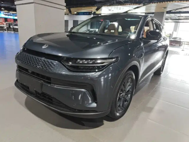 Фотография автомобиля — Leapmotor C11