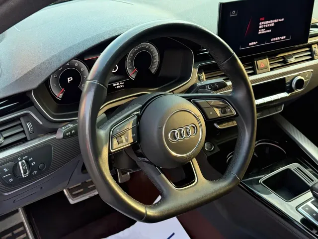Audi A4L — Фото автомобиля 8