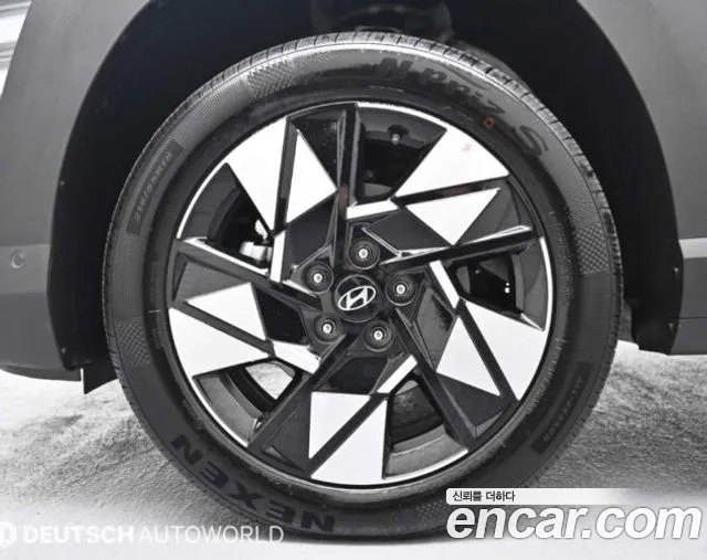Hyundai Kona SX2 — Фото автомобиля 5