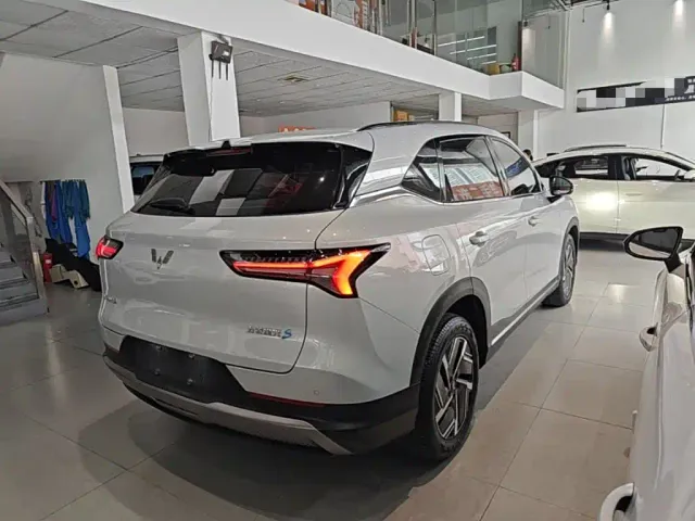 Wuling Starlight S — Фото автомобиля 6