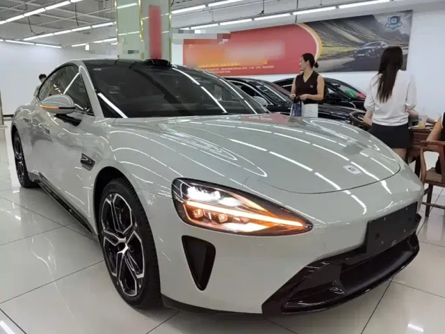 Xiaomi SU7 — Фото автомобиля 3