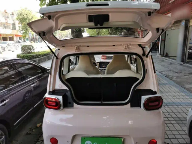 Wuling Hongguang Mini EV — Фото автомобиля 18