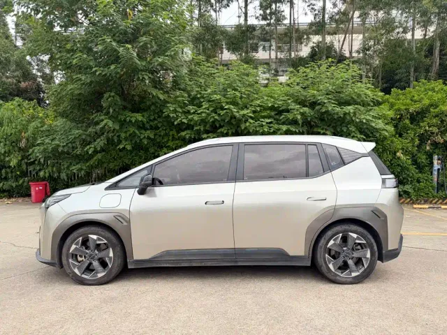 GAC Aion Y — Фото автомобиля 9