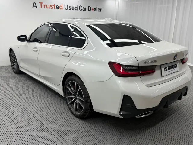 BMW 3 Series — Фото автомобиля 6