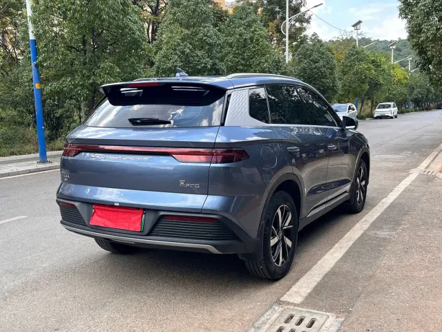 BYD Song Pro — Фото автомобиля 6