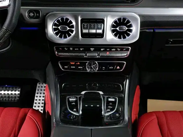 Mercedes-Benz G-Class — Фото автомобиля 9