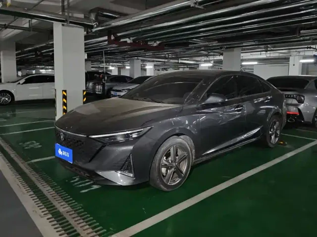 Фотография автомобиля — Changan Raeton Plus