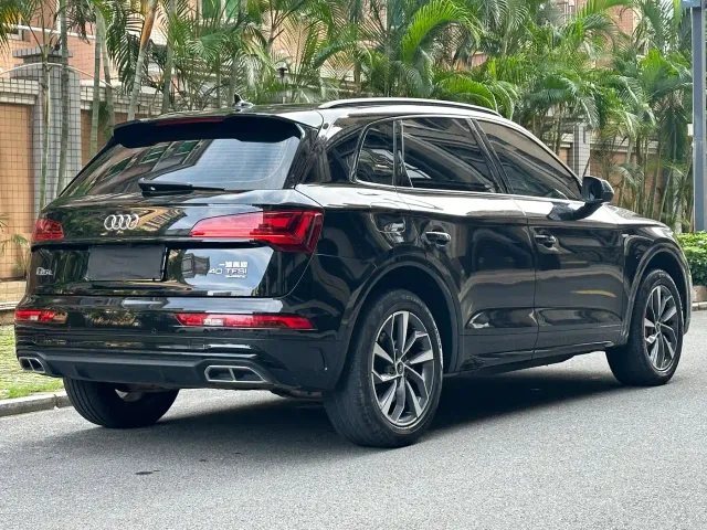 Audi Q5L — Фото автомобиля 2