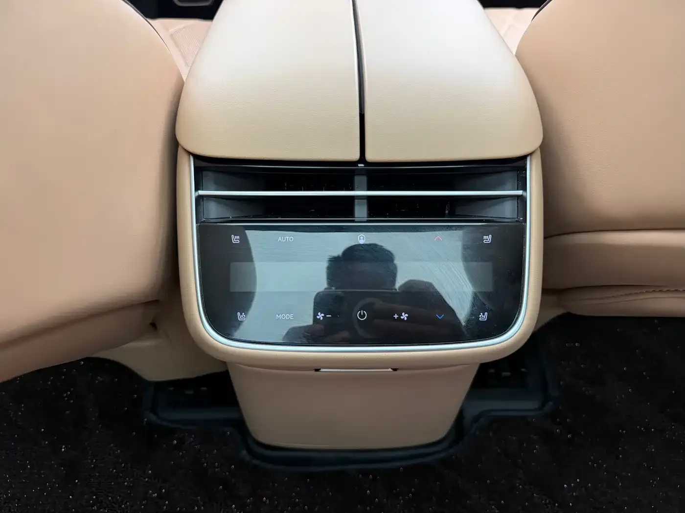 Xiangjie Enjoy World S9 2024 Pure Electric Max RWD Long Range Edition — Фото автомобиля 9