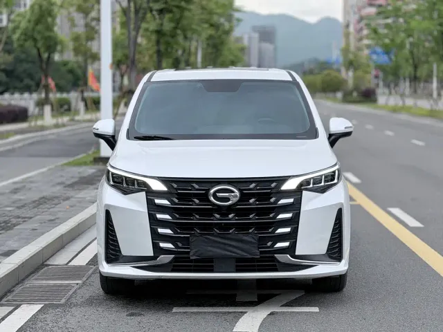 GAC Trumpchi M6 — Фото автомобиля 2