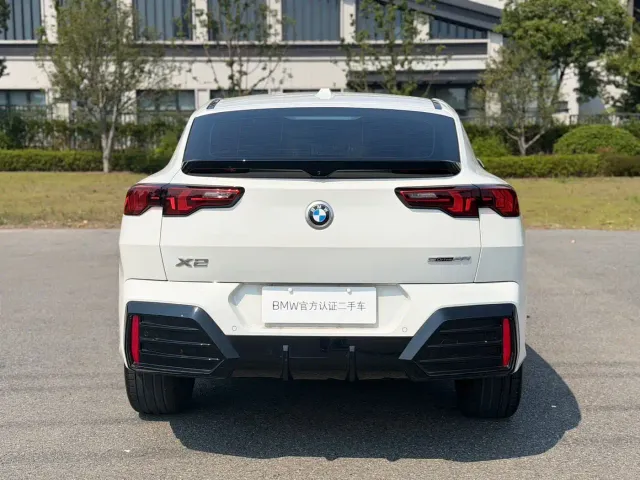 BMW X2 — Фото автомобиля 4