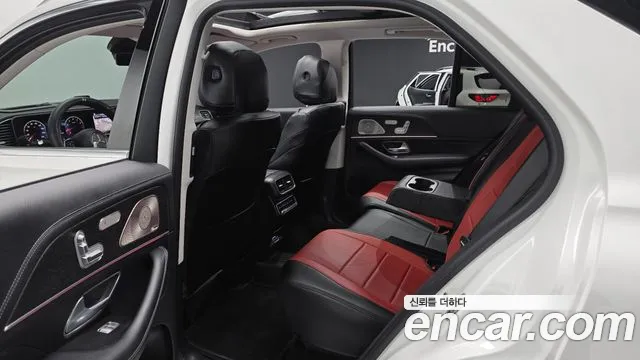 Mercedes-Benz GLE-Class — Фото автомобиля 16