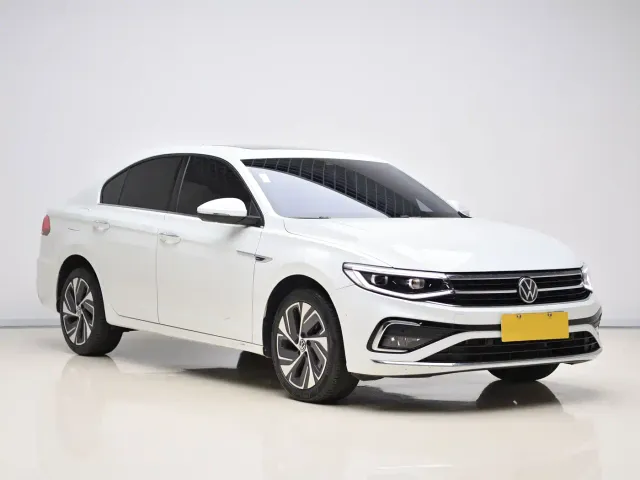 Volkswagen Bora — Фото автомобиля 3