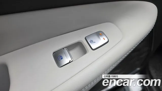 Hyundai Santafe — Фото автомобиля 29
