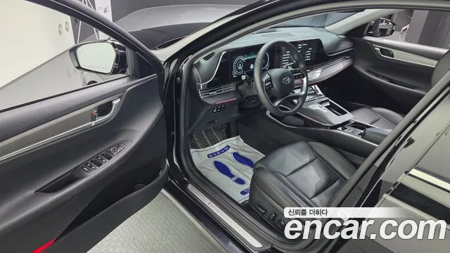 Hyundai Grandeur Новый Grandeur IG — Фото автомобиля 10