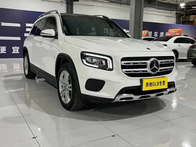 Mercedes-Benz GLB-Class — Фото автомобиля 3