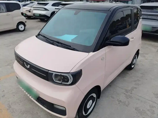 Фотография автомобиля — Wuling Hongguang Mini EV