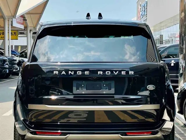 Land Rover Range Rover — Фото автомобиля 3
