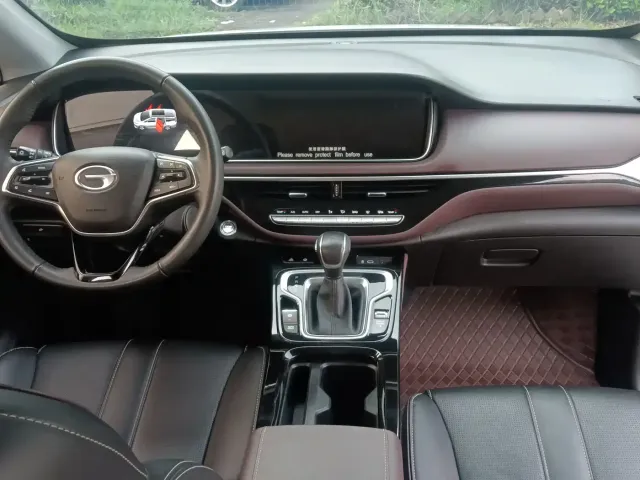 GAC Trumpchi M6 — Фото автомобиля 5