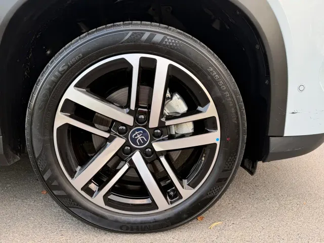 BYD Song L DM-i — Фото автомобиля 21
