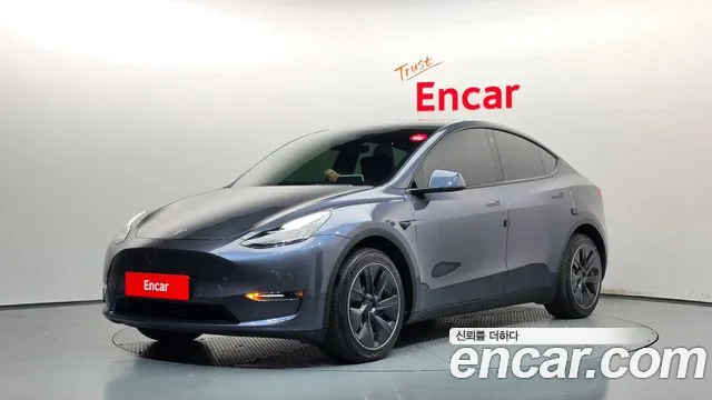 Фотография автомобиля — Tesla Model Y