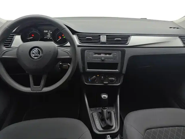 Škoda Rapid 2019 Facelift 1.5L Automatic Standard Version China VI — Фото автомобиля 12