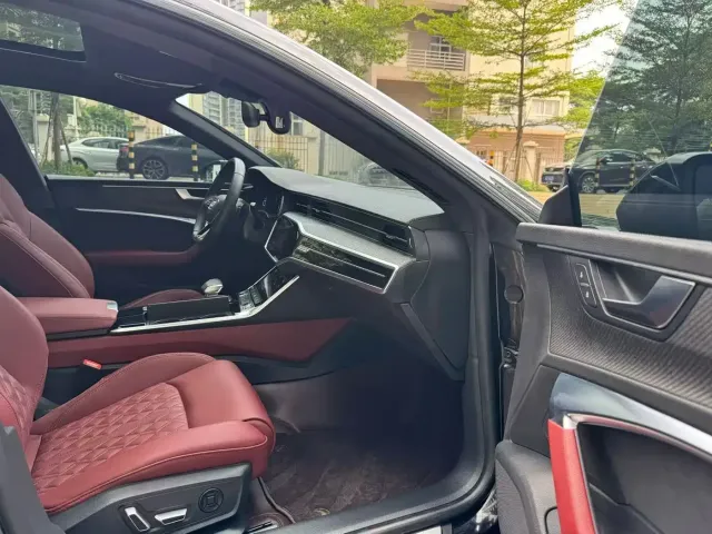 Audi Audi A7L 2023 45 TFSI quattro S-line Black Warrior Edition — Фото автомобиля 6